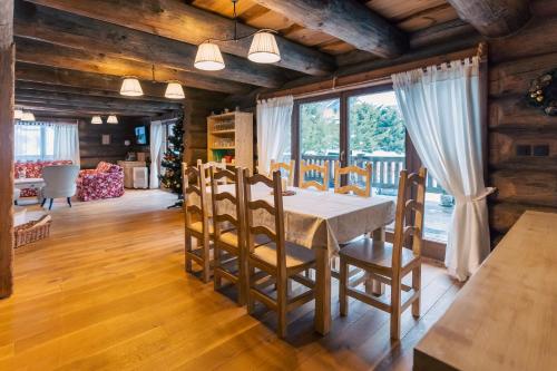 Ruang duduk di Chalet Vancouver