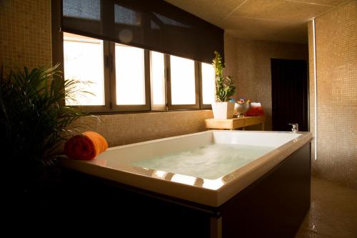 Gallery image of Hotel & Spa Entre Pinos-Adults Only in Es Calo