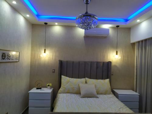 Postel nebo postele na pokoji v ubytování 1br Luxury Condo Jacuzzigym Mountains Viewph04