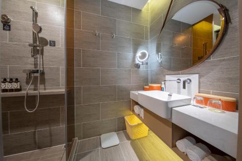 Atour Hotel Wuhan Jinyin Lakeにあるバスルーム