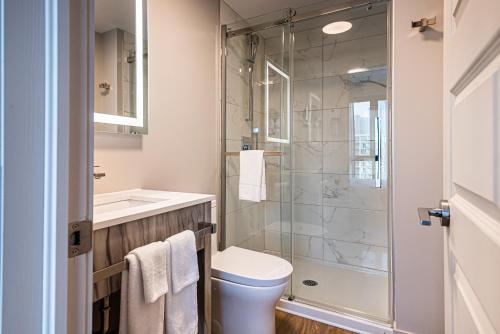 Bilik mandi di WERFY Luxury Apart-Hotel