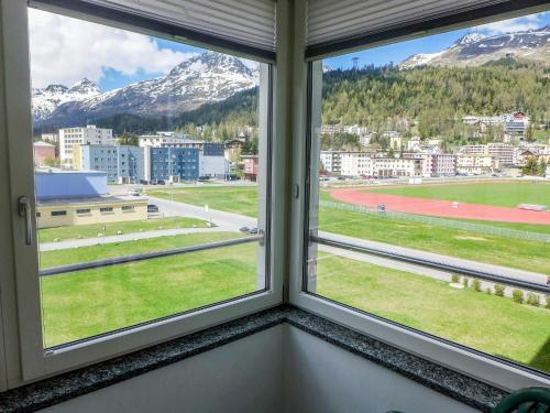 Apartment Chesa Ova Cotschna 305 by Interhome