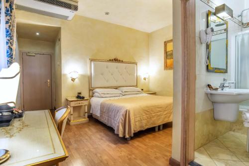 Gallery image of Hotel Alba Palace in Florence