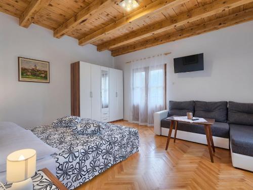 Holiday Home Villa Crispo by Interhome