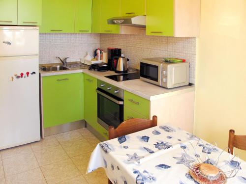 Apartment Giljo-2 by Interhome
