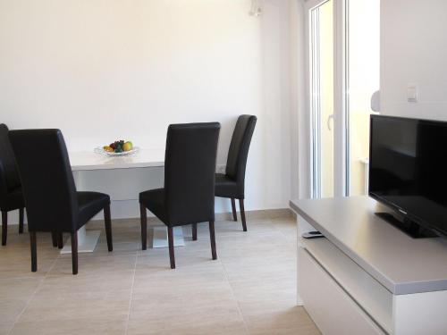 Apartment Andjelka-1 by Interhome