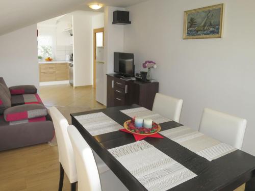 Ruang duduk di Apartment Anđelina by Interhome
