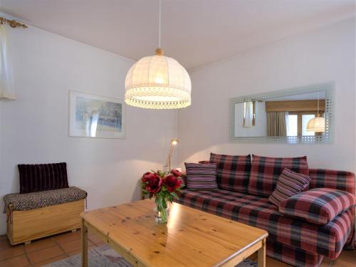 Apartment Chesa Maurus A1 by Interhome photo 3