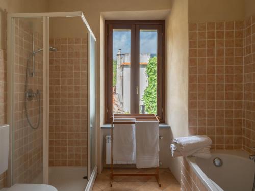 Ένα μπάνιο στο Apartment A Ca' de Giù by Interhome