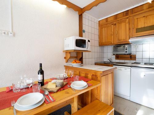 Studio Le Slalom - Val Claret-3 by Interhome