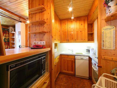 Apartment Le Curling A - Val Claret-17 by Interhome