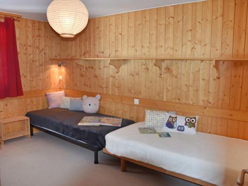 Apartment Romarin 220 by Interhome