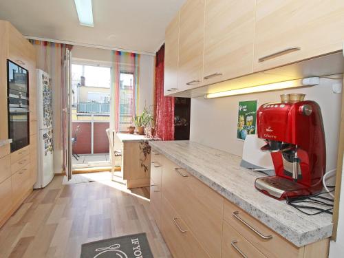 Kuchyňa alebo kuchynka v ubytovaní Apartment Vienna waits for you by Interhome