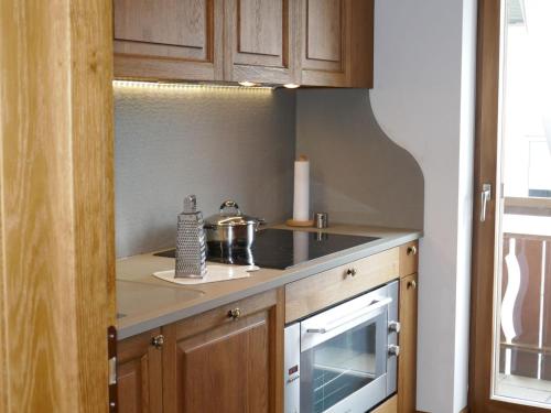 Apartment Chesa Sonnalpine B 48-4 by Interhome