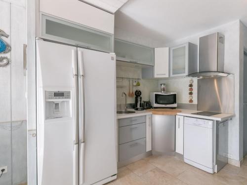 Studio Le Méridien-1 by Interhome