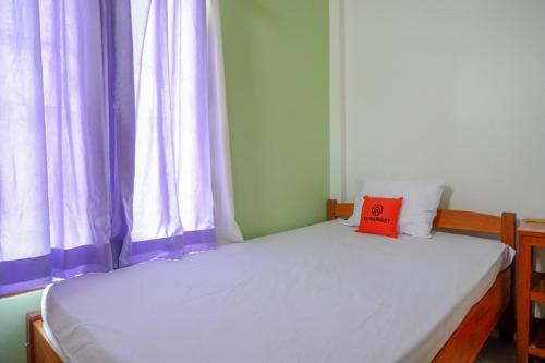 Katil atau katil-katil dalam bilik di KoolKost @ Majapahit Area Semarang (Minimum Stay 30 Nights)