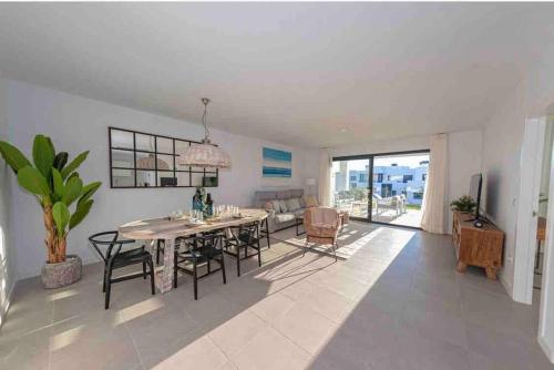 Gallery image of Awesome New apartment in Casares Golf/2BED/2BATH in Casares