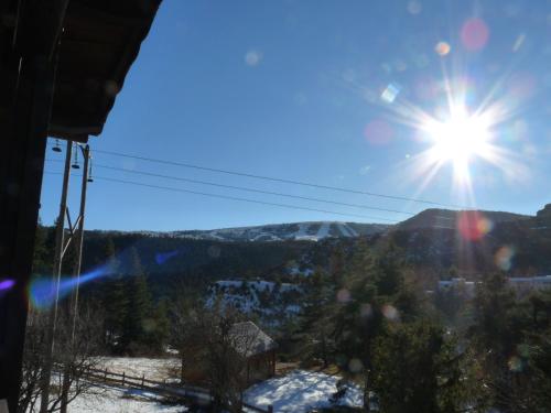 a view of the sun from a ski lift at L'ânon d'Andon in Andon