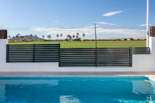Gallery image of Casa de Cristal - Beautiful villa with private pool, 350m from beach, astonishing views in Mar de Cristal