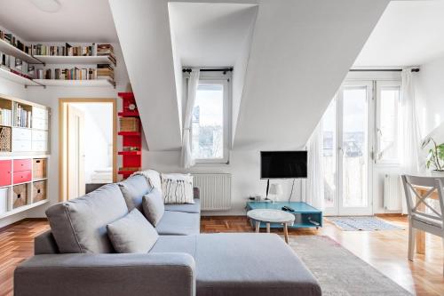 Relax Into Loft Living At A Light-Filled City Escape 1015 Budapest, 16 Fiáth János utca kép - 3