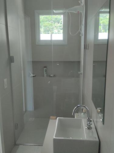 Koupelna v ubytování Casa na prai Balneario Camboriu