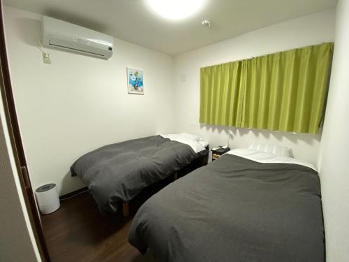 Легло или легла в стая в SAKURA FUJI