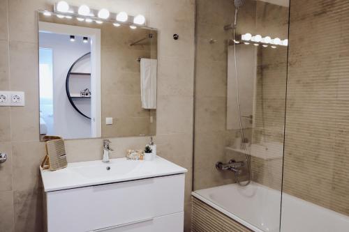 Koupelna v ubytování Hauzify I Apartaments Coral