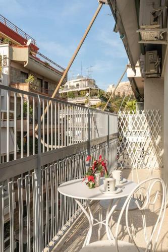 Eχquisite apt in Acropolis-plaka/vaccinatedHost