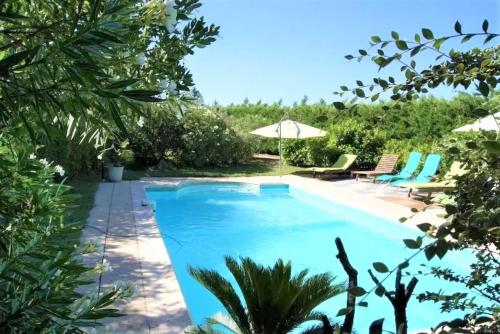 Photo de la galerie de l'établissement Gites de Charme au Mas des Roses, à Goudargues