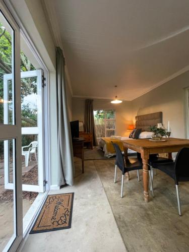 Φωτογραφία από το άλμπουμ του Sarah's Place- Heatherlands,George σε George