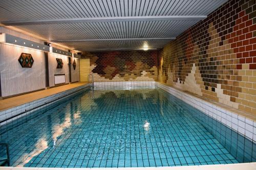 Bazén v ubytování Appartement mit herrlicher Aussicht übers Murgtal nebo v jeho okolí