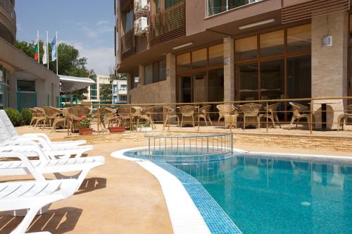 Gallery image of Briz - Seabreeze Hotel in Sunny Beach