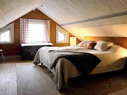 Postel nebo postele na pokoji v ubytování Holiday home HÄLLEKIS