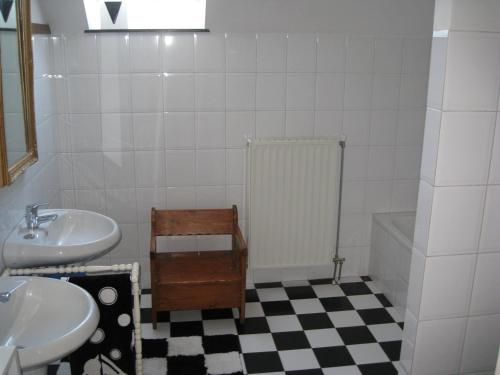 Kylpyhuone majoituspaikassa Col du Fatten