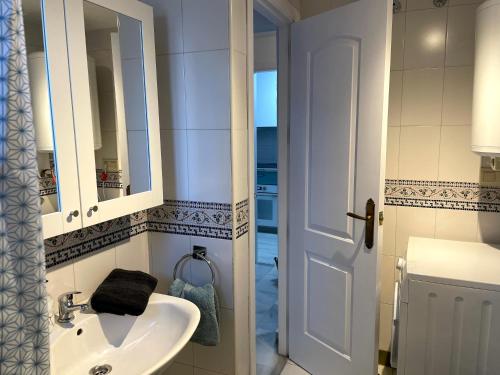 Kúpeľňa v ubytovaní Apartamento Torremolinos 2 personas