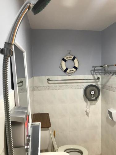 Koupelna v ubytování Pangkor Coralbay Resort Room 208 apartment