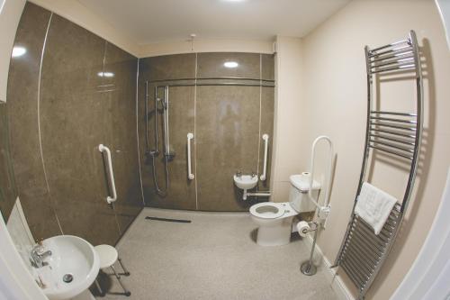 Bilik mandi di Four Seasons Hotel