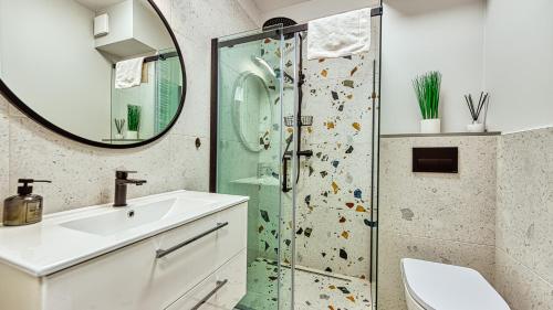 Kúpeľňa v ubytovaní Apartament Przy Wyciągu 1 - 5D Apartamenty