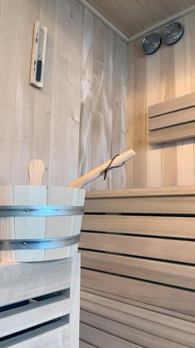Gallery image of Peanut Mountain Lodge & Le Communal in Val dʼIlliez