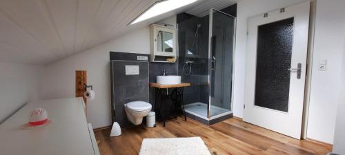 Ένα μπάνιο στο Ferienwohnung Bergblick
