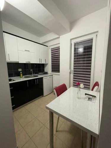 Fotografie z fotogalerie ubytování Front Beach Exclusive Apartments v destinaci Struga