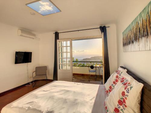 Casa Bergmann by LovelyStay