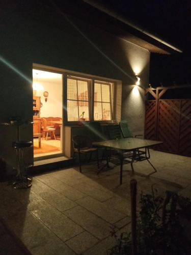 Haus beim Wasser im grünen in sehr ruhiger Lage!!