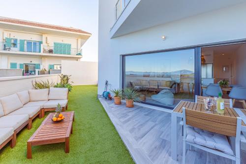 Jardín, Piscina y Fibra Óptica - SimplyTarifa