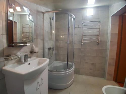 Ванна кімната в Апартаменти "Ілона" в центрі Східниці