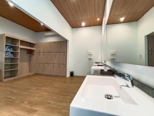 Zuri Express Lippo Cikarang