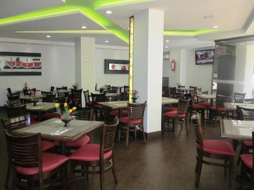 Restavracija oz. druge možnosti za prehrano v nastanitvi Hotel Premier