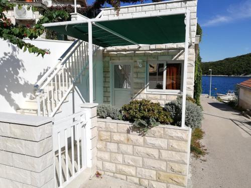 Gallery image of Shell Bay Apartments in Korčula