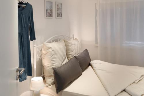 Легло или легла в стая в Stilvolle FeWo *Rebland* Balkon-Netflix-Parking