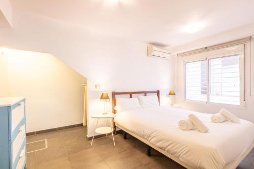 Alhondiga Oasis Suite by Valcambre